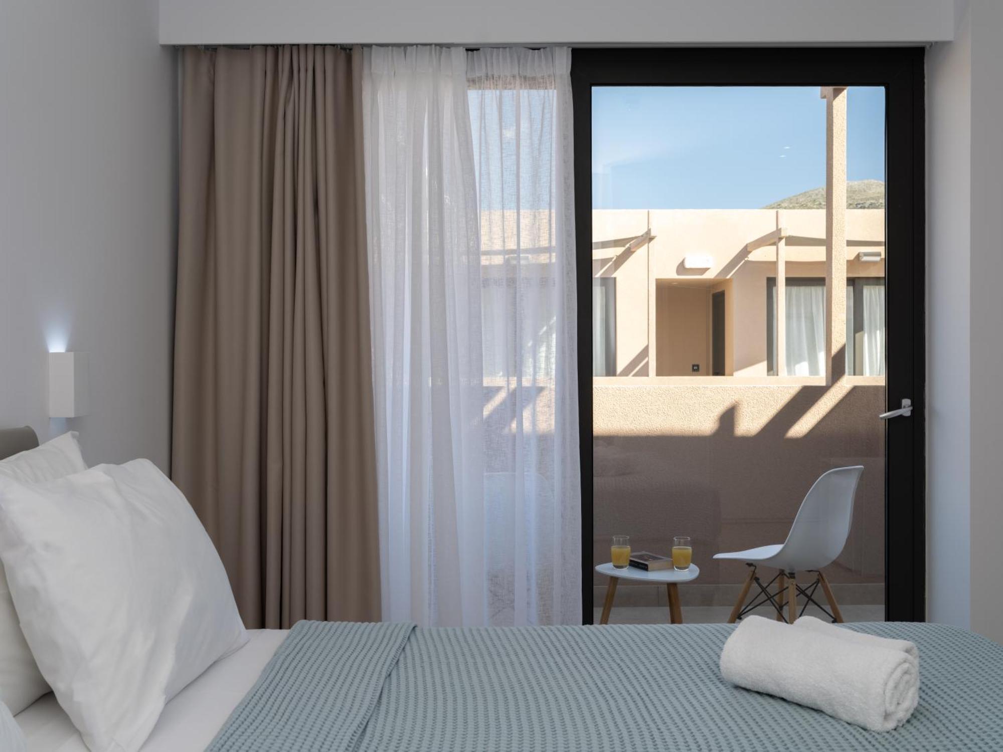 Hotel Golden Bee Lifestyle Stalida Esterno foto