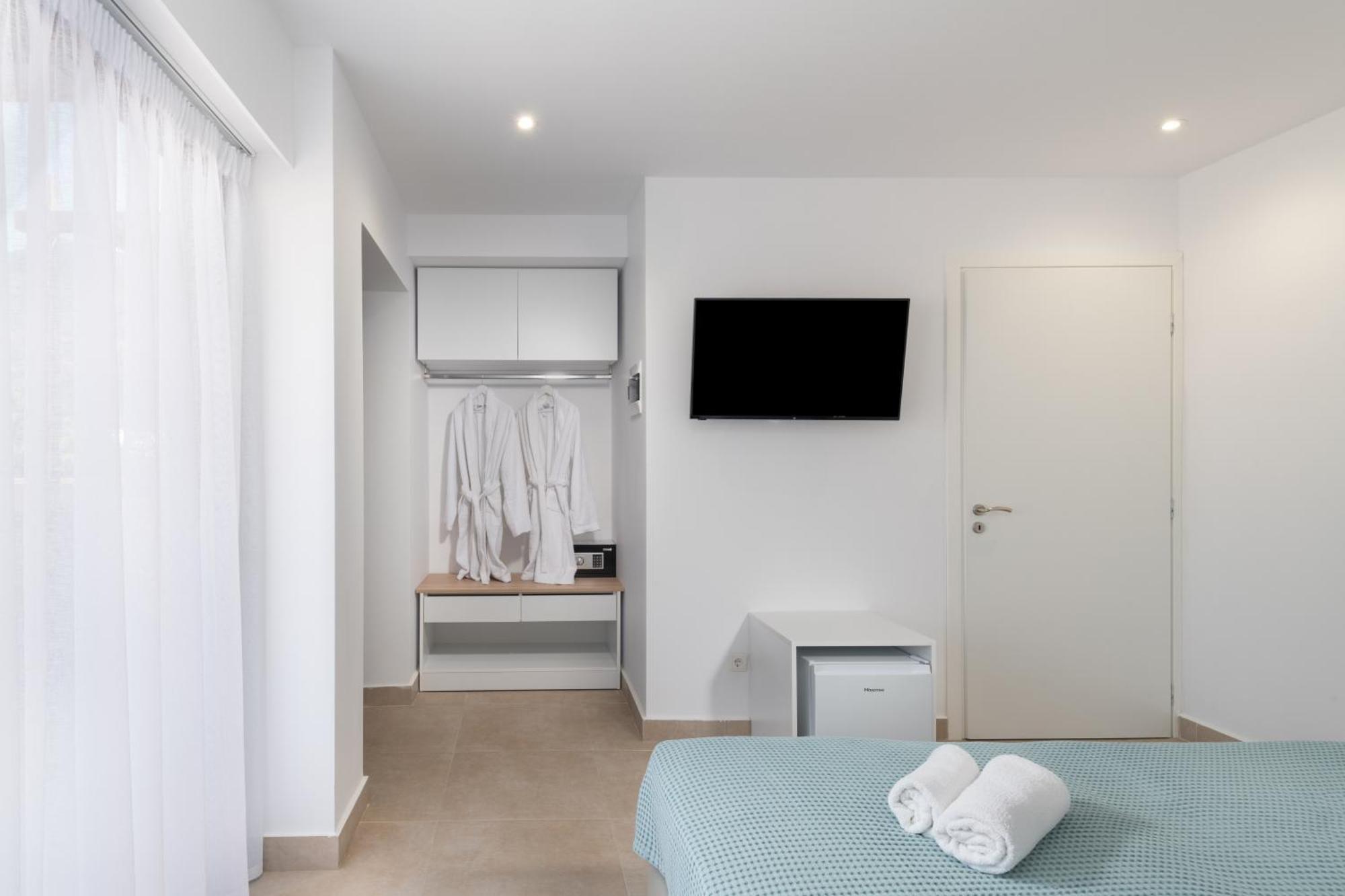 Hotel Golden Bee Lifestyle Stalida Esterno foto