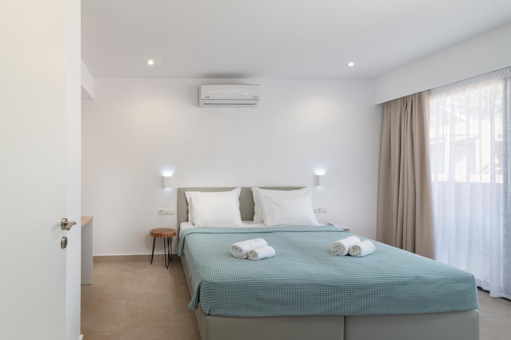 Hotel Golden Bee Lifestyle Stalida Esterno foto